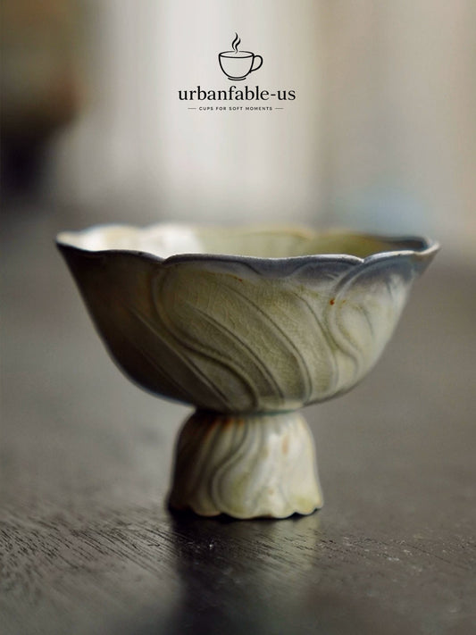 Yutang Carved Elevated Tea Cup