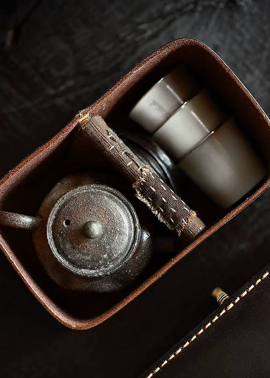 Pepper Bloom Portable Tea Set