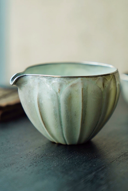 Lotus Whisper Fairness Pitcher